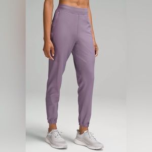 Lululemon - *brand new size 8 - Adapted State High-Rise Fleece Jogger FullLength